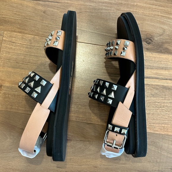 NWT & OTHER STORIES Tow Toned Studded Sandals Size 37/US 7 - Picture 3 of 5